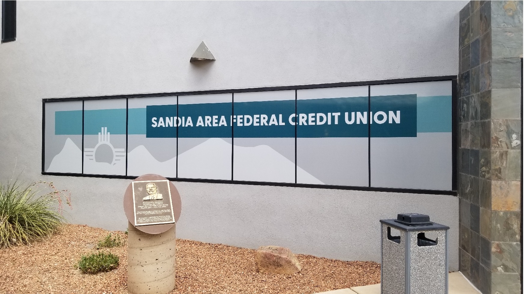 Vinyl - Window Graphics - Exterior 2