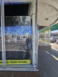 Vinyl - Window Graphics - Exterior 41