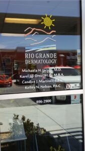 Vinyl - Window Graphics - Exterior11