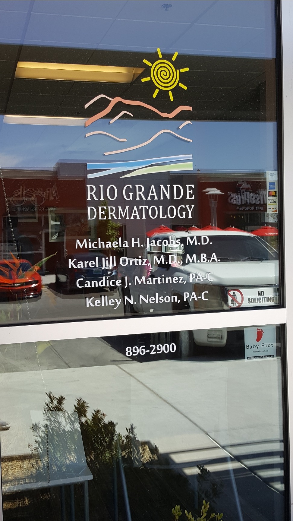 Vinyl - Window Graphics - Exterior11