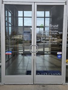 Vinyl - Window Graphics - Exterior14