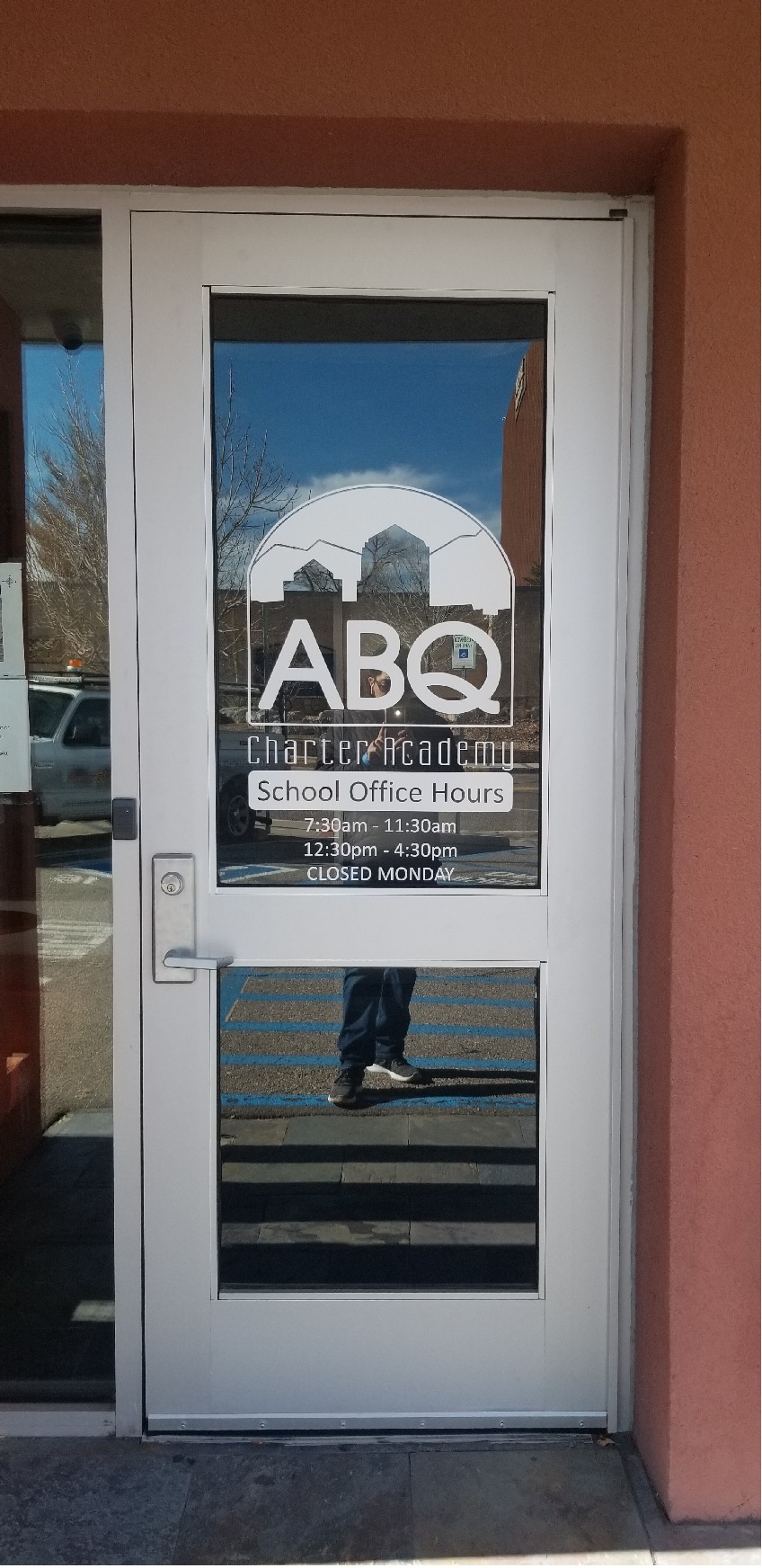 Vinyl - Window Graphics - Exterior18