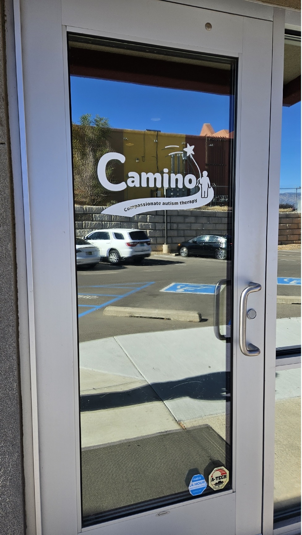 Vinyl - Window Graphics - Exterior34